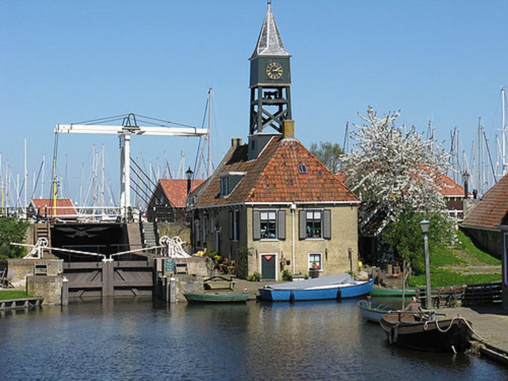 Hotel De Stadsboerderij/ Eetcafe De Brabander Hindeloopen Exterior foto